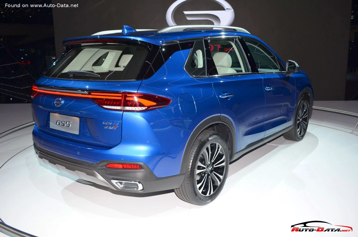 Trumpchi GS5 235T (152 Hp)2018 - thumbnail 3