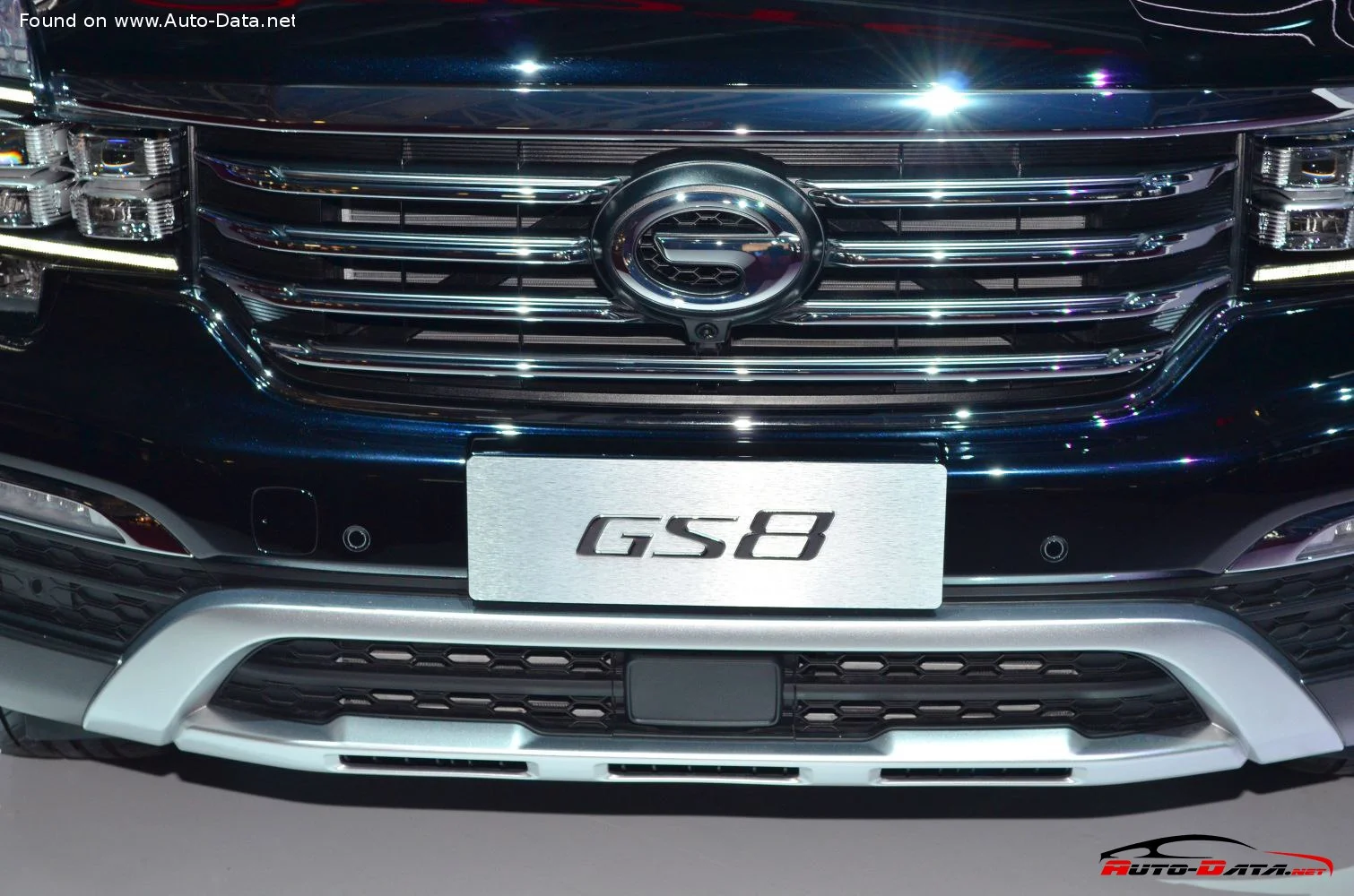Trumpchi GS8 320T (201 Hp) Automatic2016 - 2021 thumbnail 7