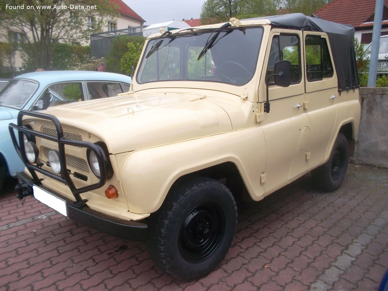 UAZ 469 2.4 (73 Hp) 4x41973 - 1985 thumbnail 2