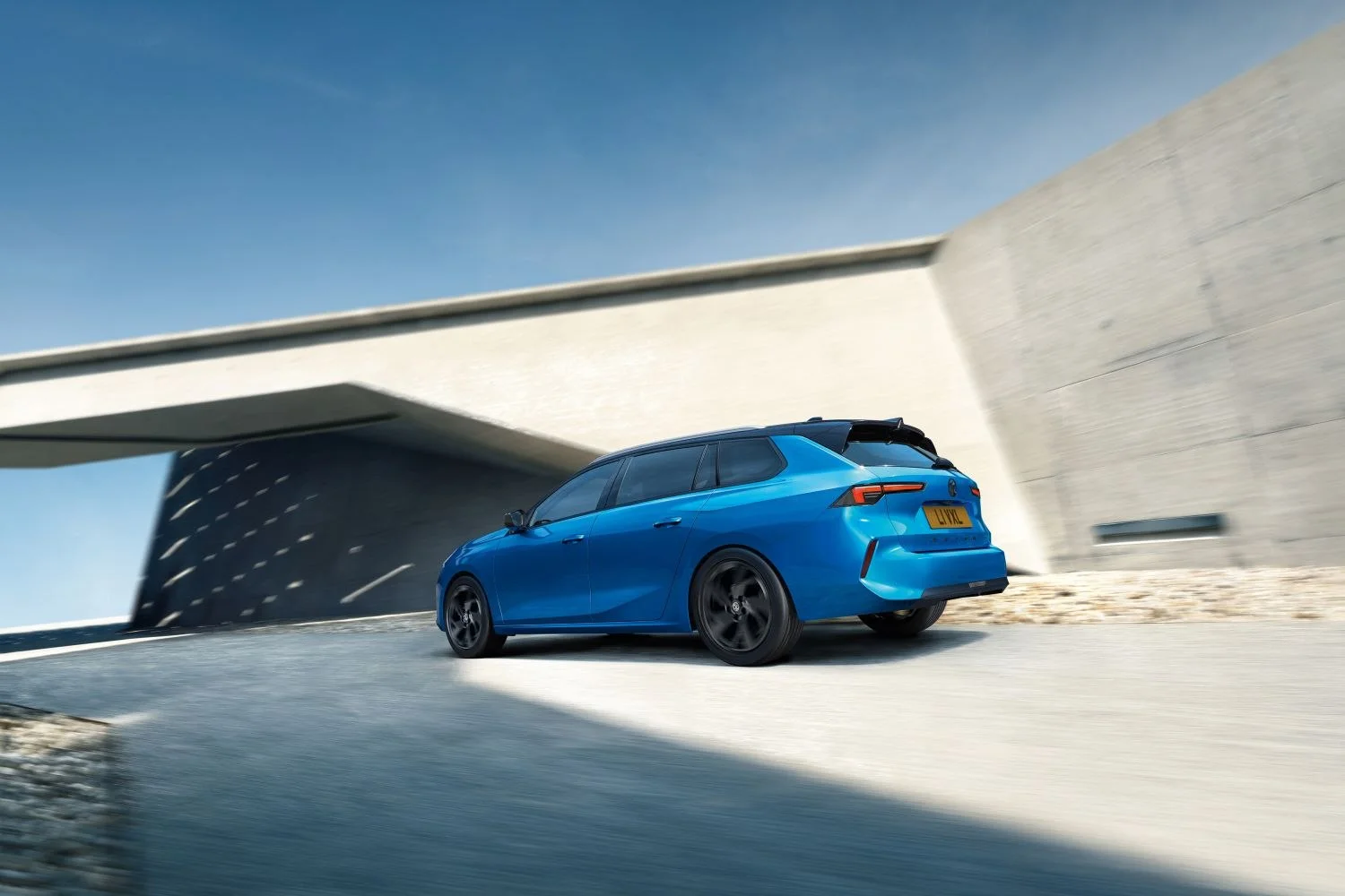 Vauxhall Astra 1.2 Turbo (110 Hp)2022 - thumbnail 2