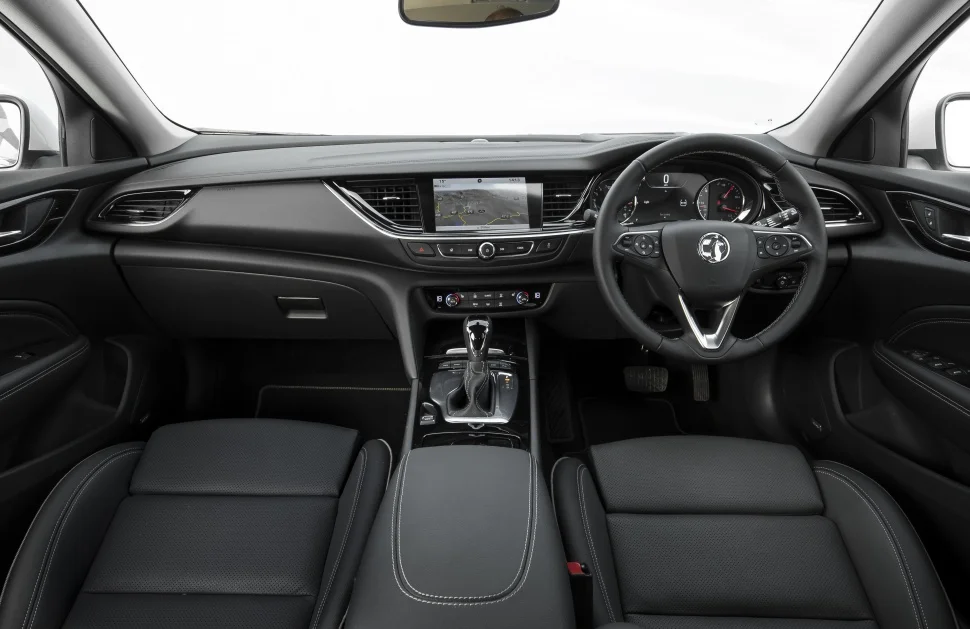 Vauxhall Insignia 1.5 EcoTEC Turbo (140 Hp)2017 - 2018 thumbnail 3
