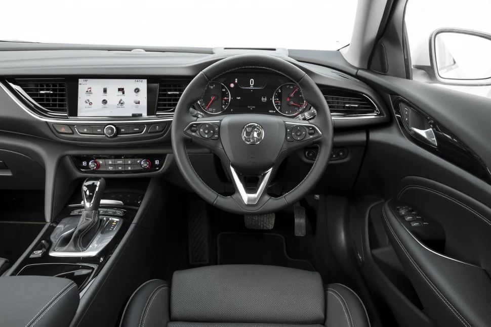 Vauxhall Insignia 1.5 EcoTEC Turbo (140 Hp)2017 - 2018 thumbnail 8