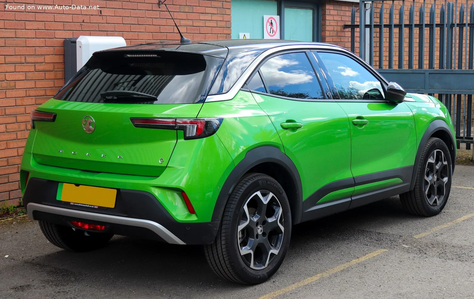 Vauxhall Mokka 1.2 Turbo (102 Hp)2020 - 2024 thumbnail 6