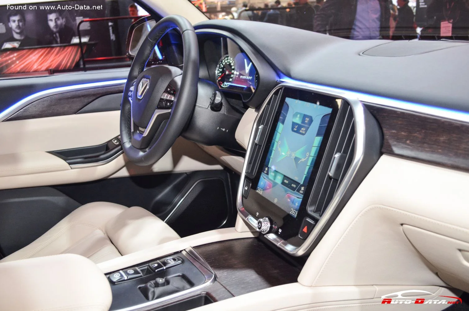 VinFast LUX SA 2.0 (228 Hp) Automatic2019 - thumbnail 11