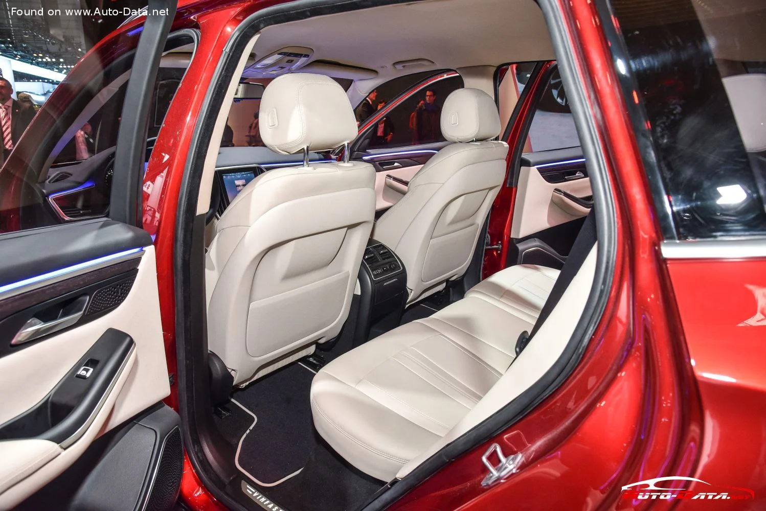 VinFast LUX SA 2.0 (228 Hp) Automatic2019 - thumbnail 14