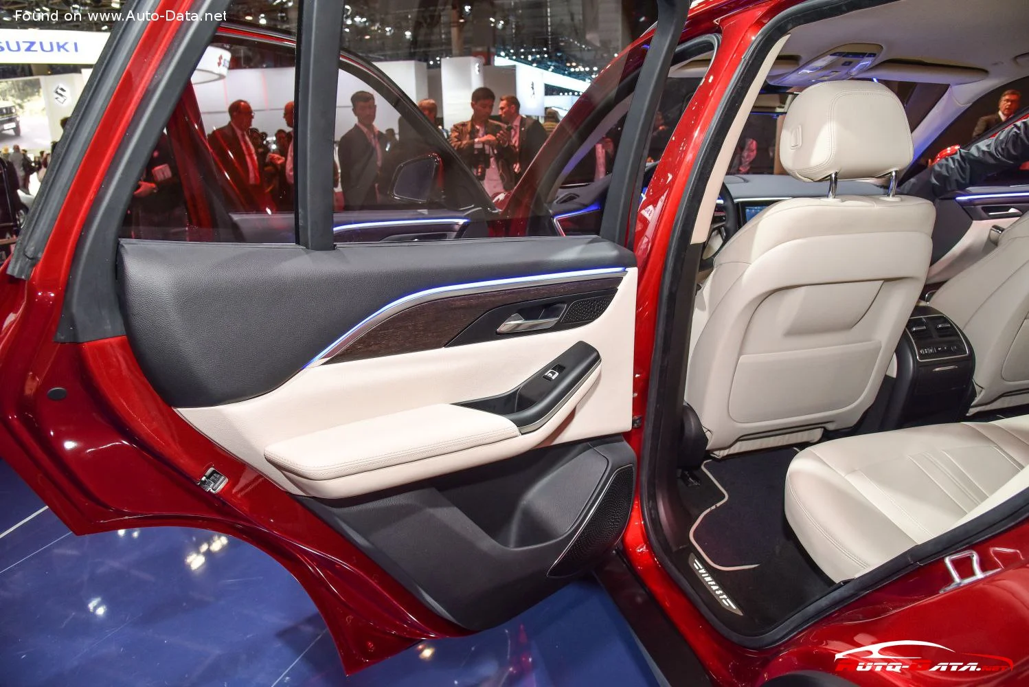 VinFast LUX SA 2.0 (228 Hp) Automatic2019 - thumbnail 15