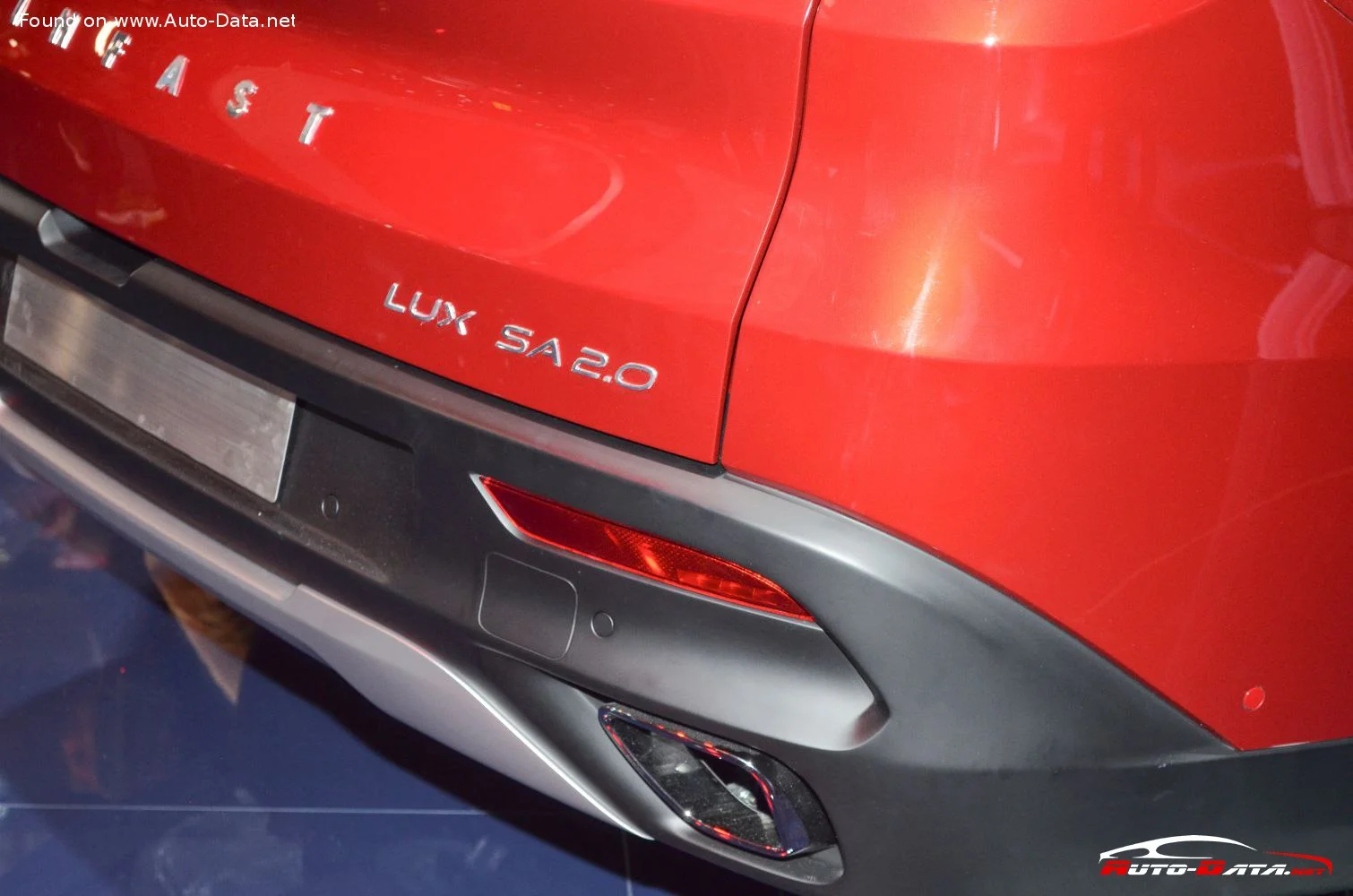 VinFast LUX SA 2.0 (228 Hp) Automatic2019 - thumbnail 17