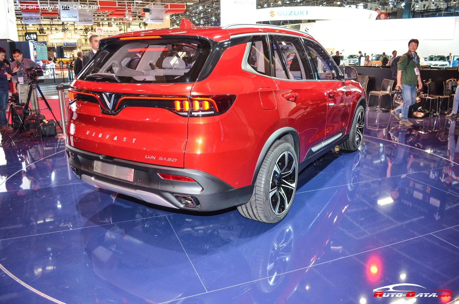 VinFast LUX SA 2.0 (228 Hp) Automatic2019 - thumbnail 3