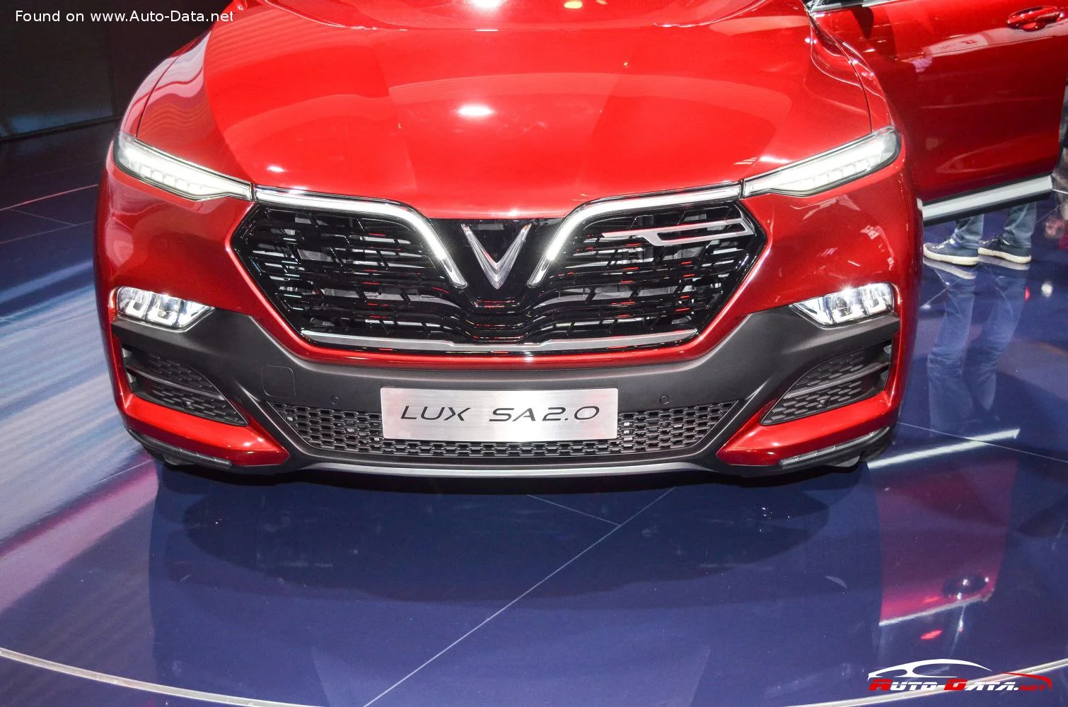 VinFast LUX SA 2.0 (228 Hp) Automatic2019 - thumbnail 4