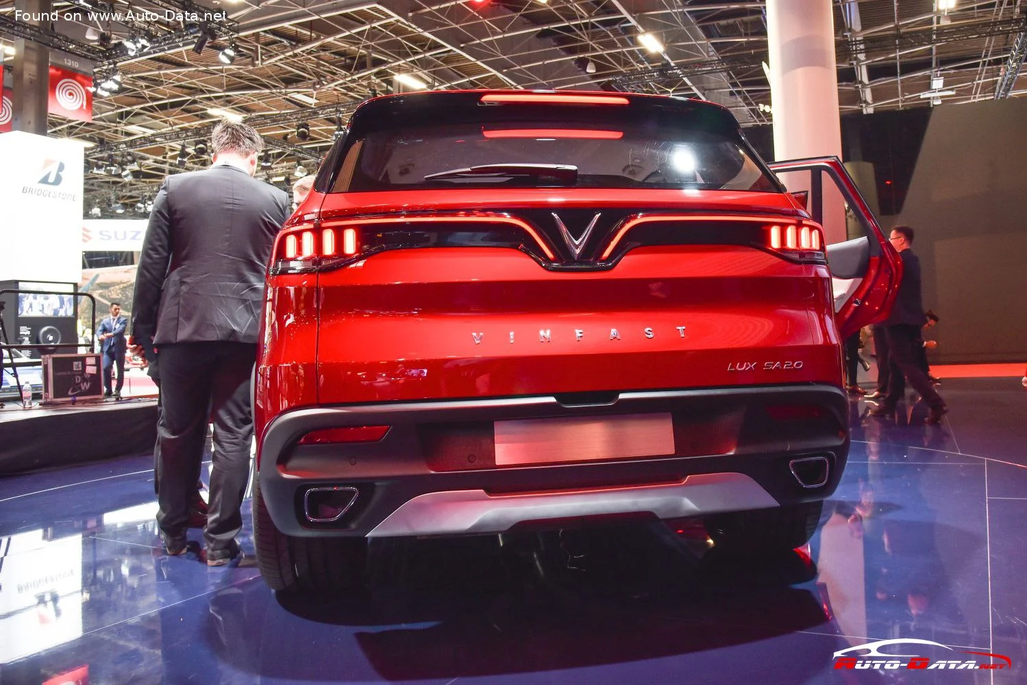 VinFast LUX SA 2.0 (228 Hp) Automatic2019 - thumbnail 6