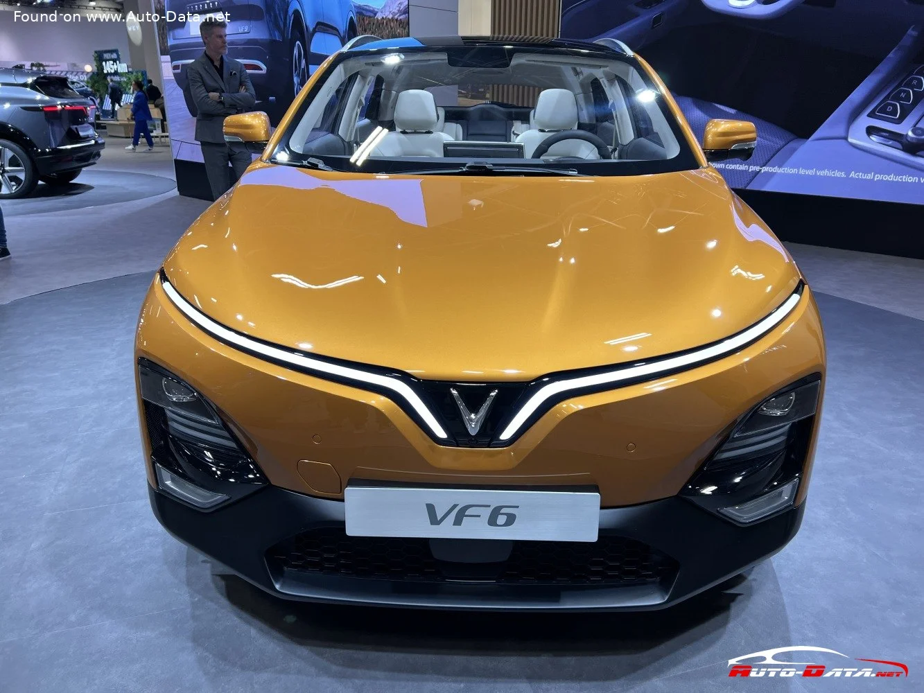 VinFast VF 6 59.6 kWh (136 Hp) Electric2022 - thumbnail 2