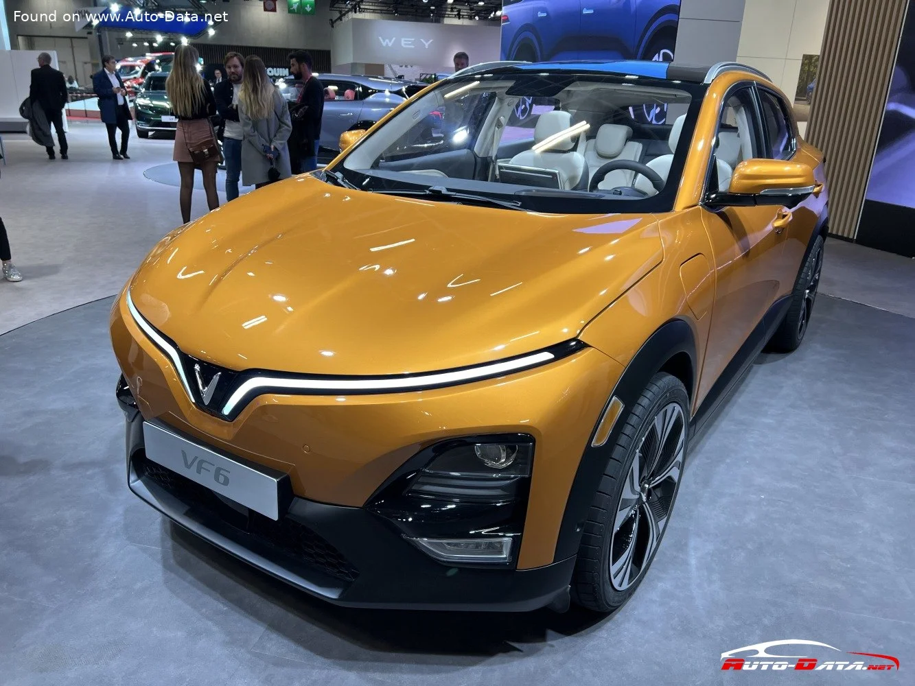 VinFast VF 6 59.6 kWh (136 Hp) Electric2022 - thumbnail 3
