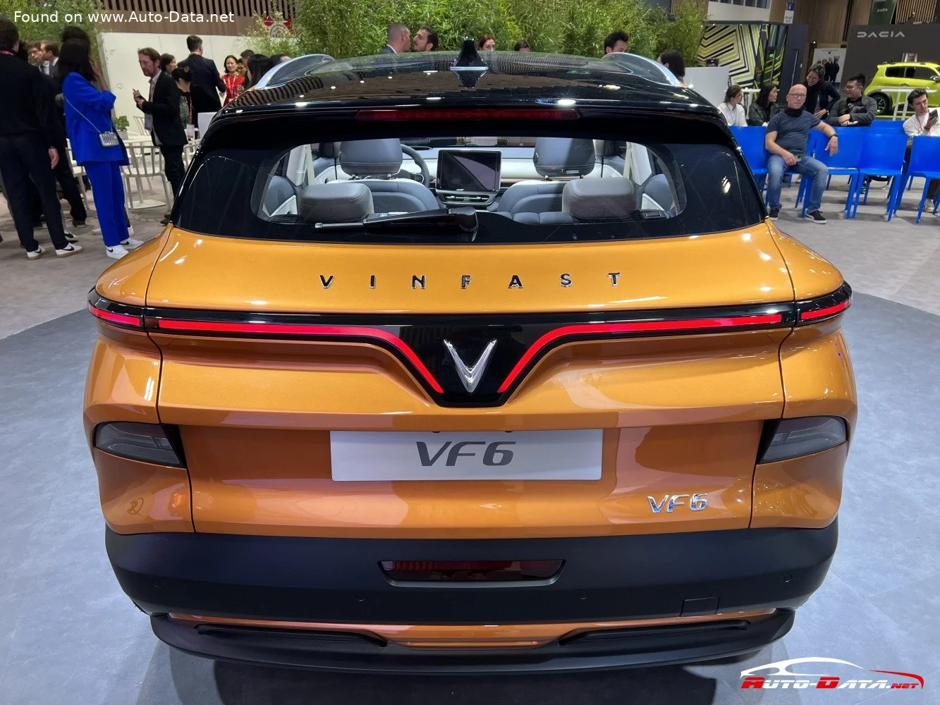 VinFast VF 6 59.6 kWh (136 Hp) Electric2022 - thumbnail 5