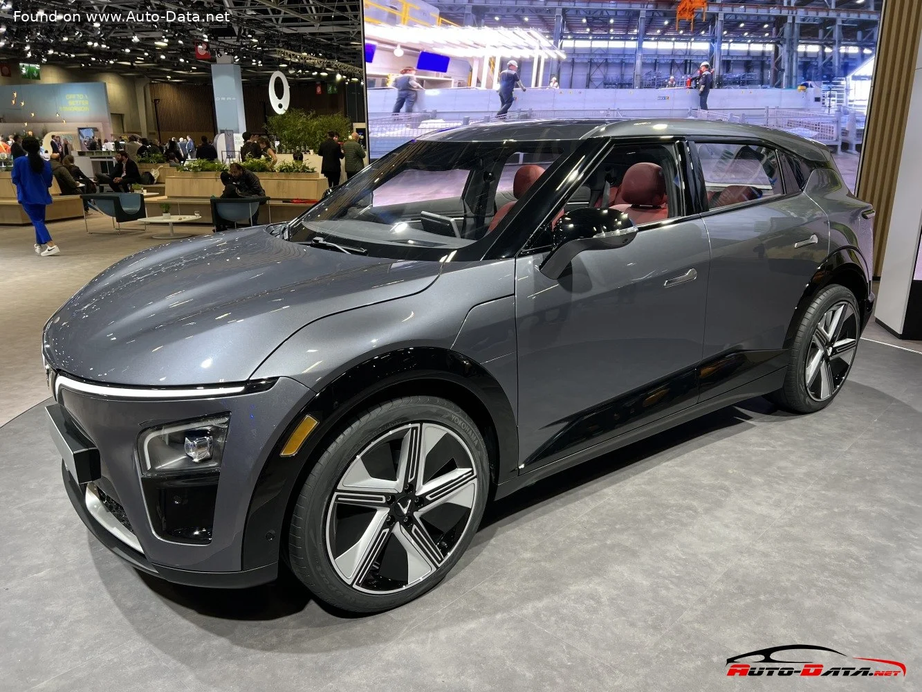 VinFast VF 7 75.3 kWh (204 Hp) Electric2022 - thumbnail 4