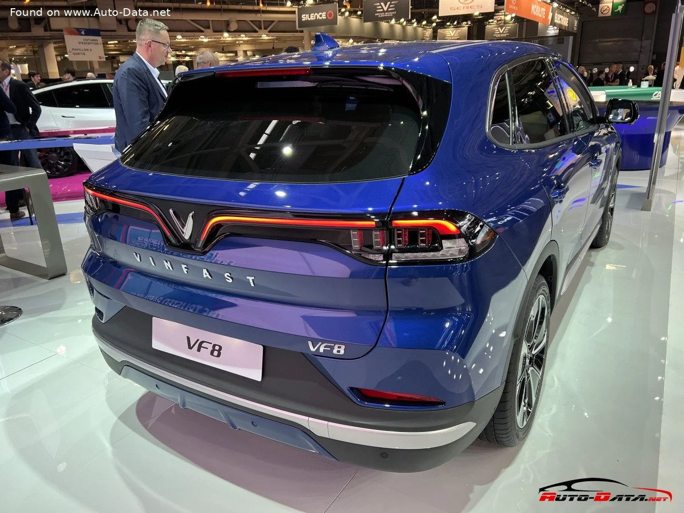 VinFast VF 8 Enhanced Range 87.7 kWh (348 Hp) BEV AWD2022 - thumbnail 5
