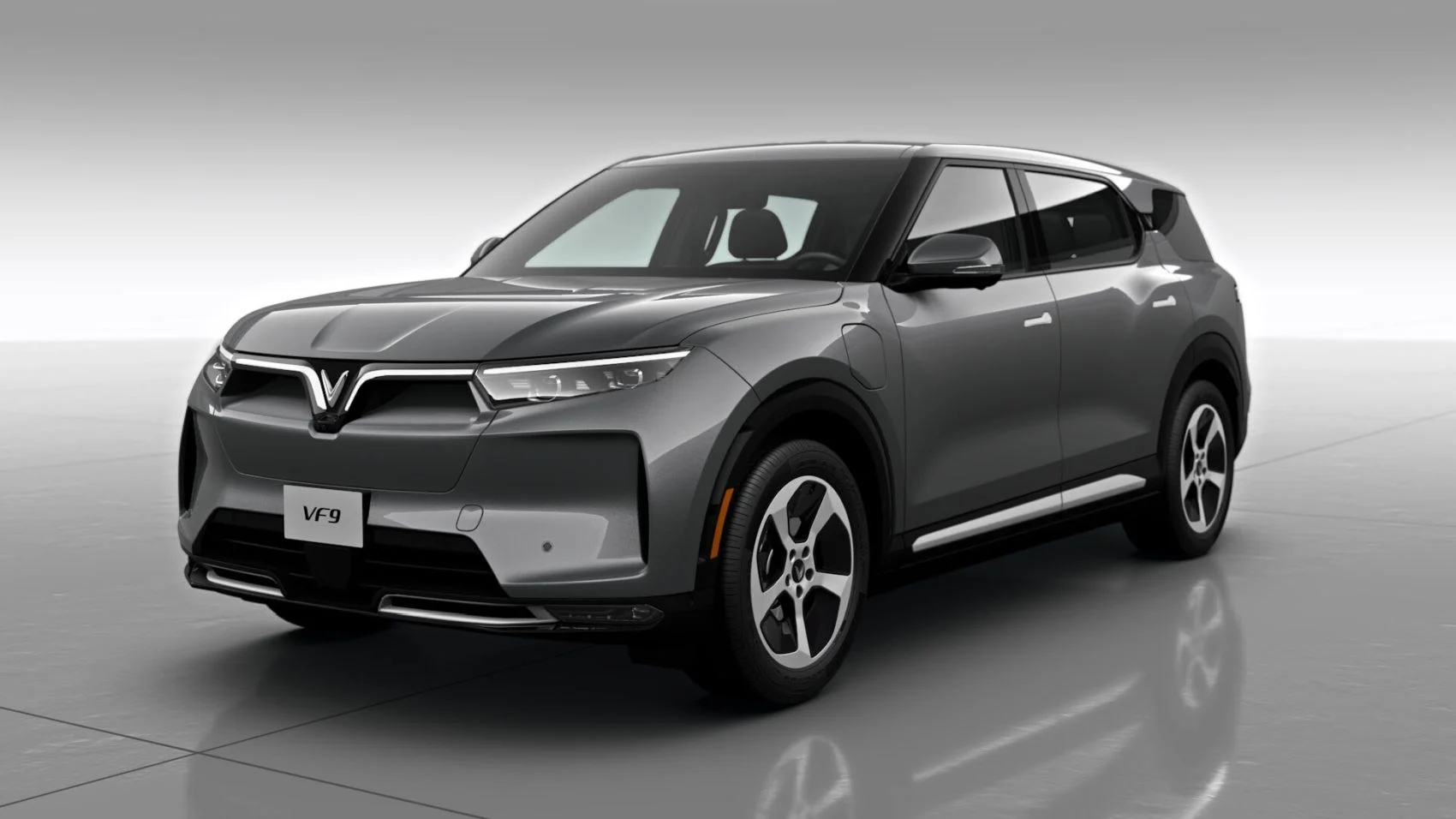 VinFast VF 9 Enhanced Range 123 kWh (402 Hp) BEV AWD2021 - - 1