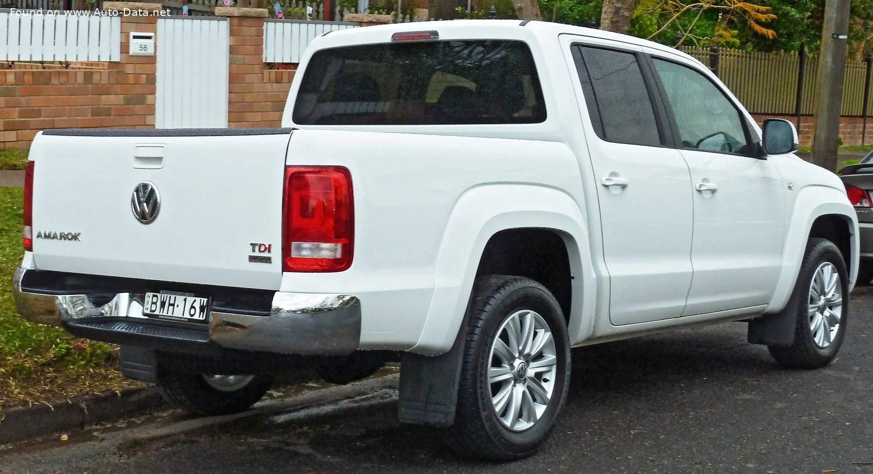 Volkswagen Amarok 2.0 TDI (140 Hp)2010 - 2016 thumbnail 4