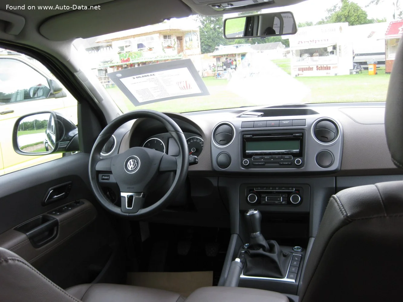 Volkswagen Amarok 2.0 TDI (140 Hp)2010 - 2016 thumbnail 9