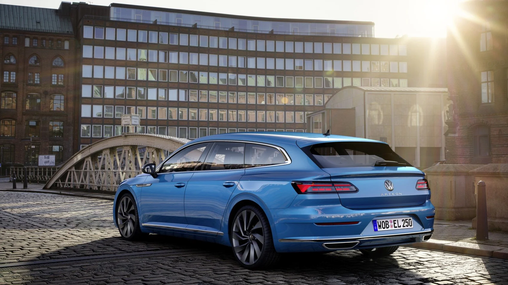 Volkswagen Arteon 1.4 TSI (218 Hp) eHybrid DSG2020 - 2022 thumbnail 2