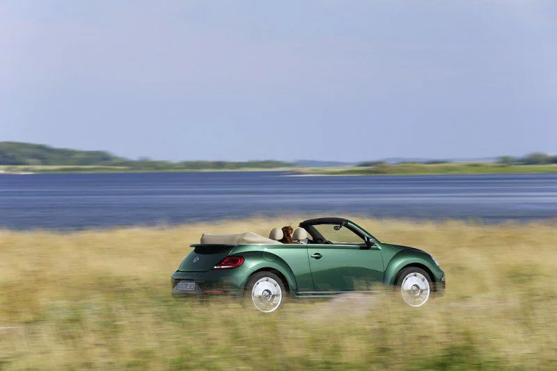Volkswagen Beetle 1.2 TSI (105 Hp)2016 - 2018 thumbnail 3