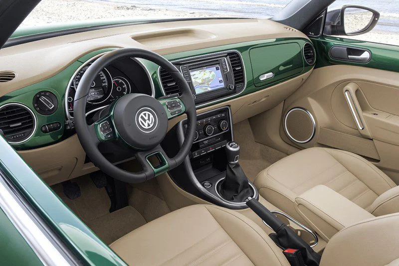 Volkswagen Beetle 1.2 TSI (105 Hp)2016 - 2018 thumbnail 4