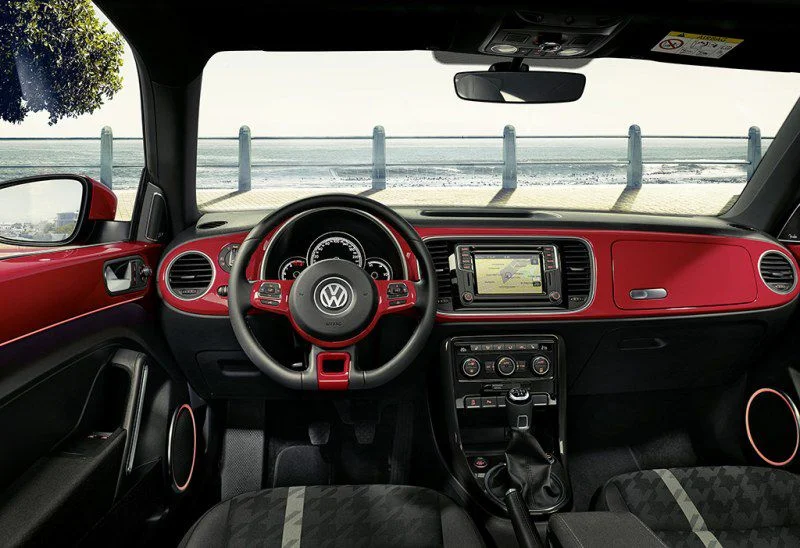 Volkswagen Beetle 1.2 TSI (105 Hp)2016 - 2018 thumbnail 8