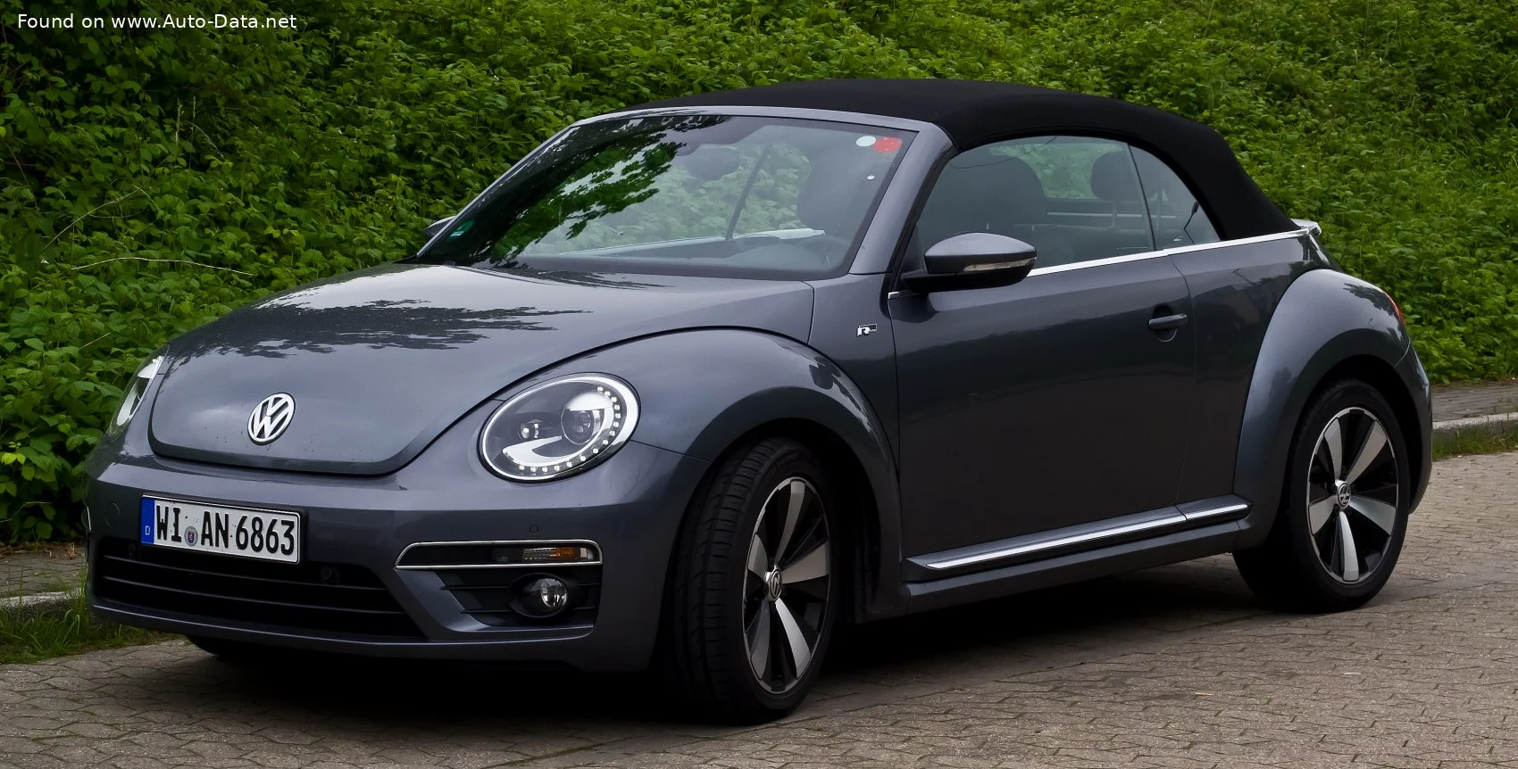 Volkswagen Beetle 1.2 TSI (105 Hp)2012 - 2016 thumbnail 17