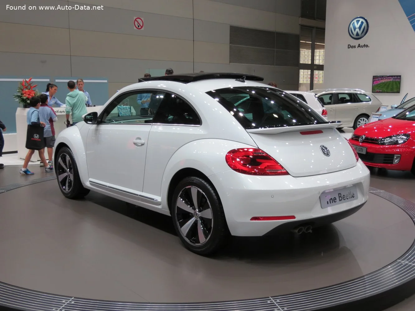 Volkswagen Beetle 1.2 TSI (105 Hp)2011 - 2014 thumbnail 2