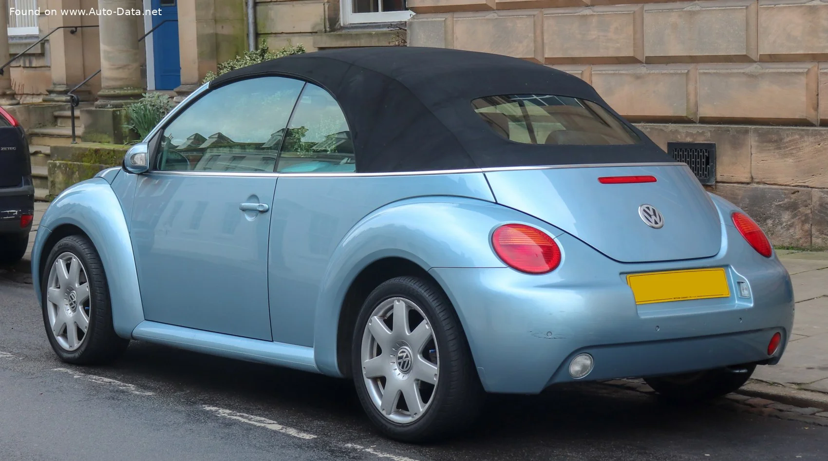 Volkswagen Beetle 1.4i 16V (75 Hp)2003 - 2005 thumbnail 2