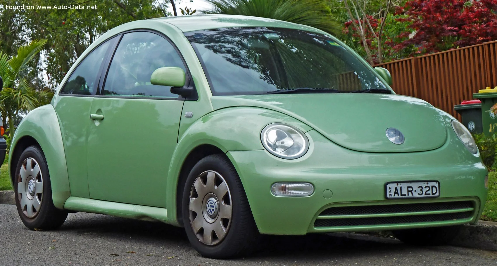 Volkswagen Beetle 1.4i 16V (75 Hp)2001 - 2005 - 1