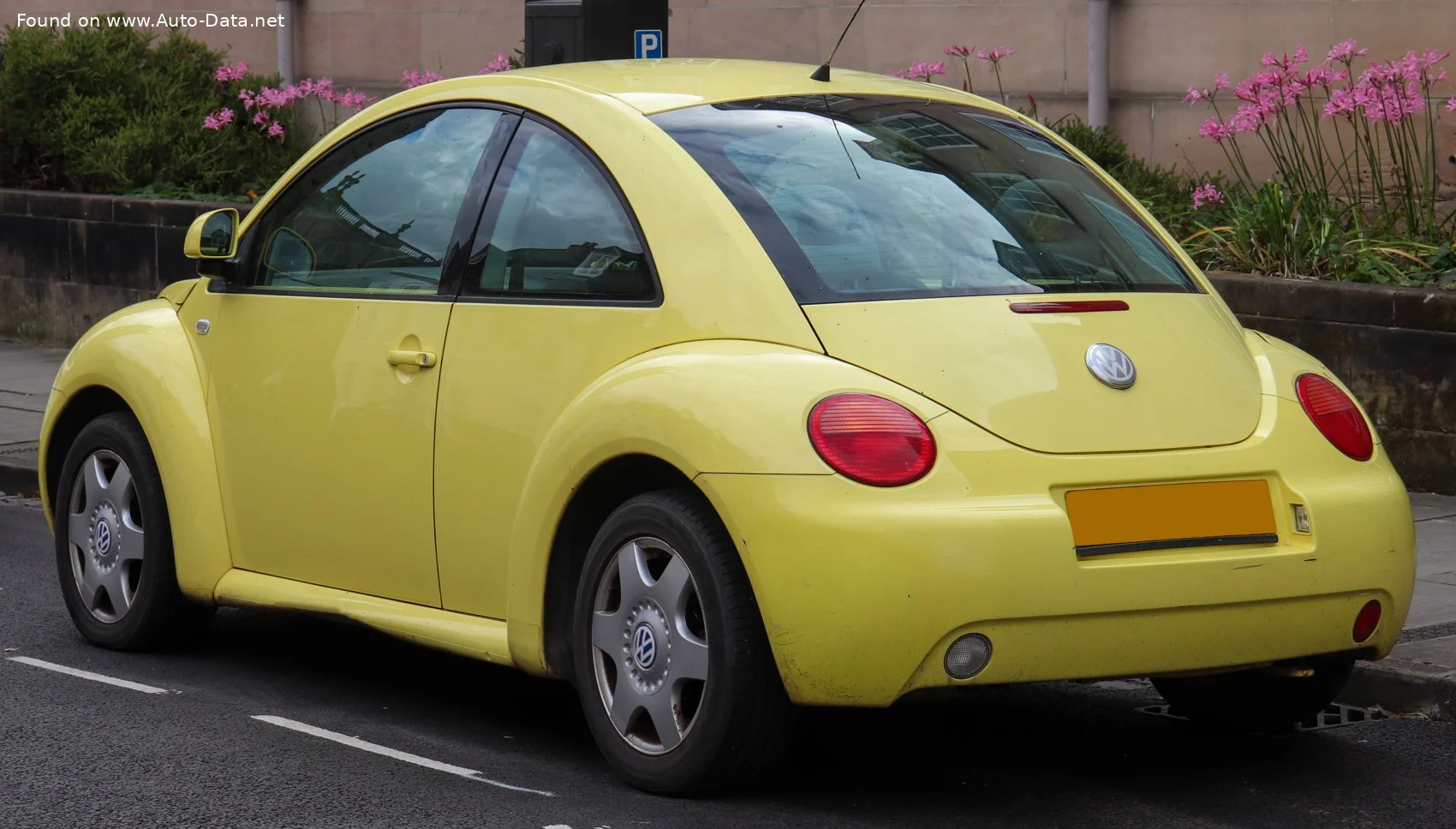 Volkswagen Beetle 1.4i 16V (75 Hp)2001 - 2005 thumbnail 4
