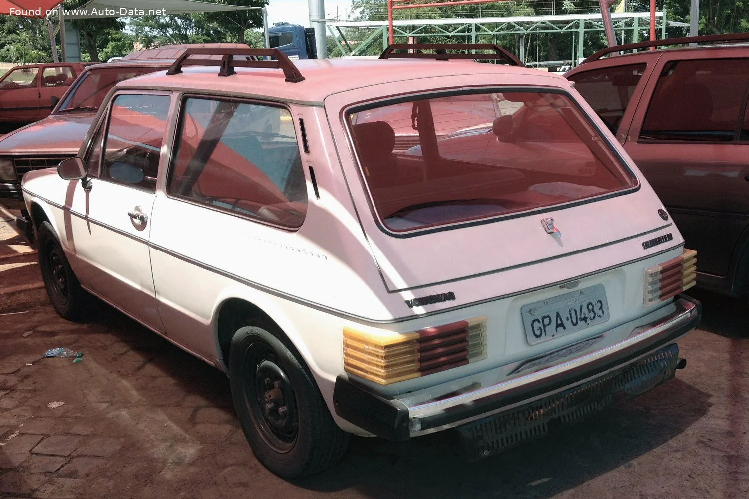 Volkswagen Brasilia 1.6 (58 Hp)1973 - 1982 thumbnail 2