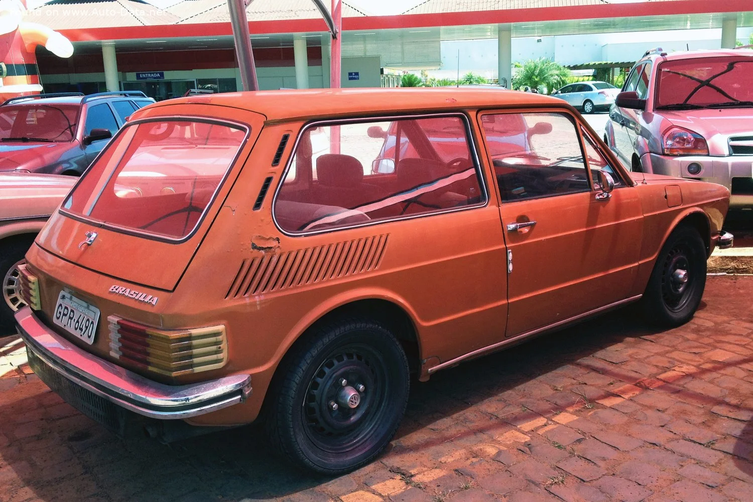 Volkswagen Brasilia 1.6 (58 Hp)1973 - 1982 thumbnail 3
