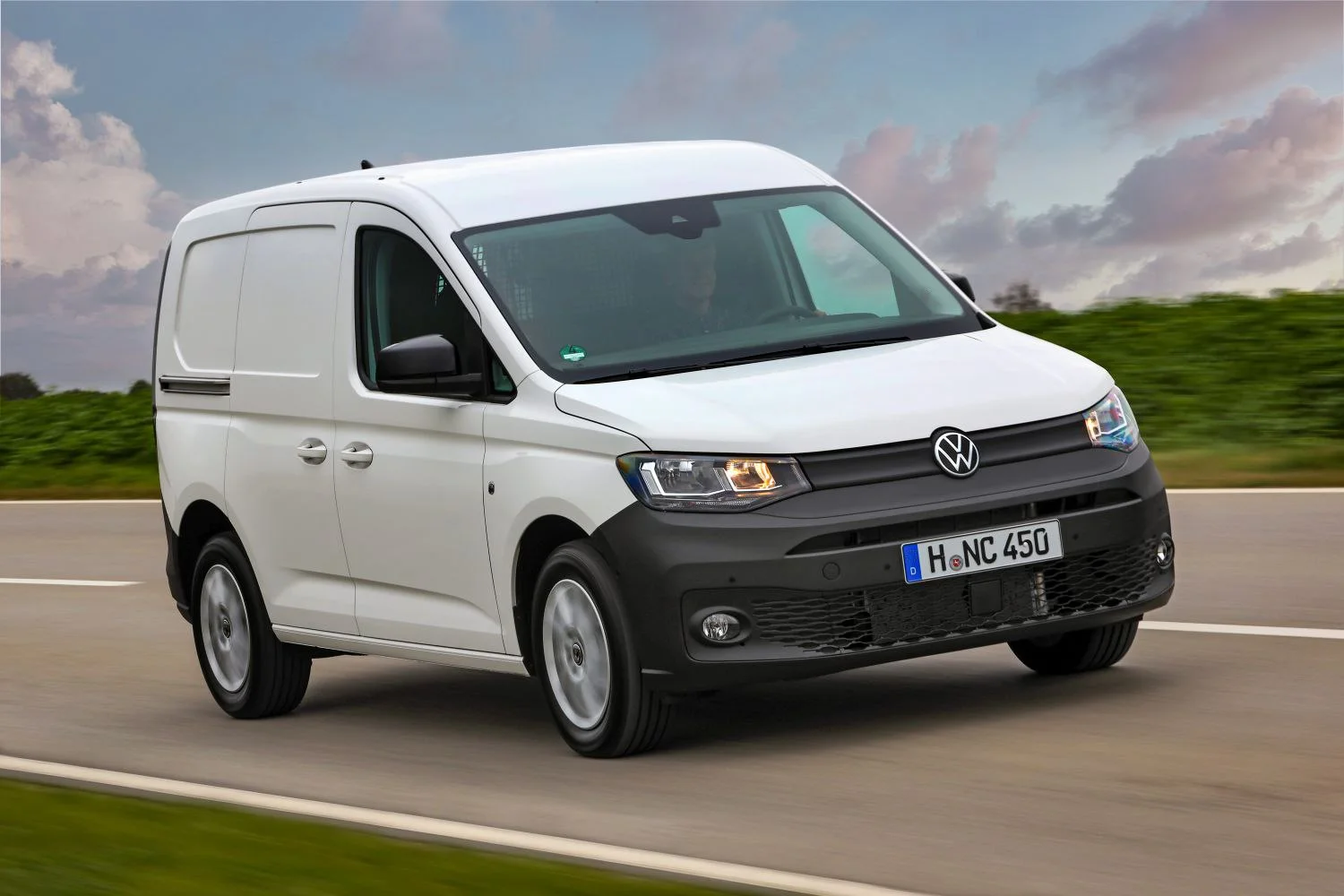 Volkswagen Caddy 1.5 TSI (114 Hp)2020 - 2024 thumbnail 2