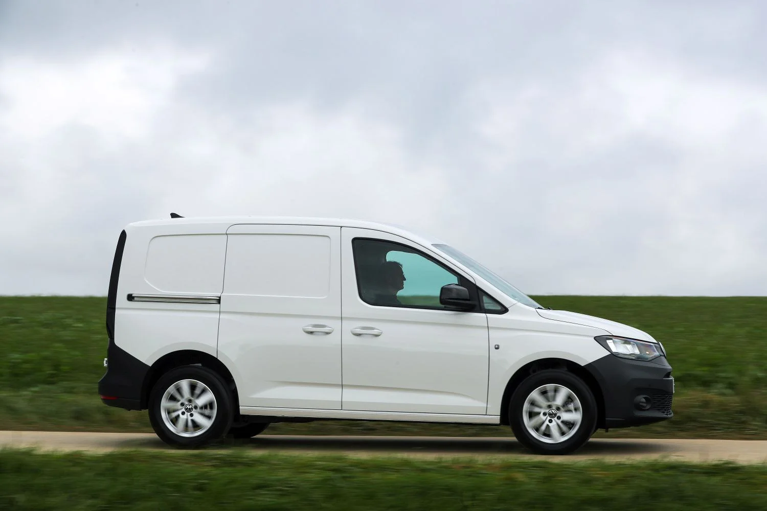 Volkswagen Caddy 1.5 TSI (114 Hp)2020 - 2024 thumbnail 4
