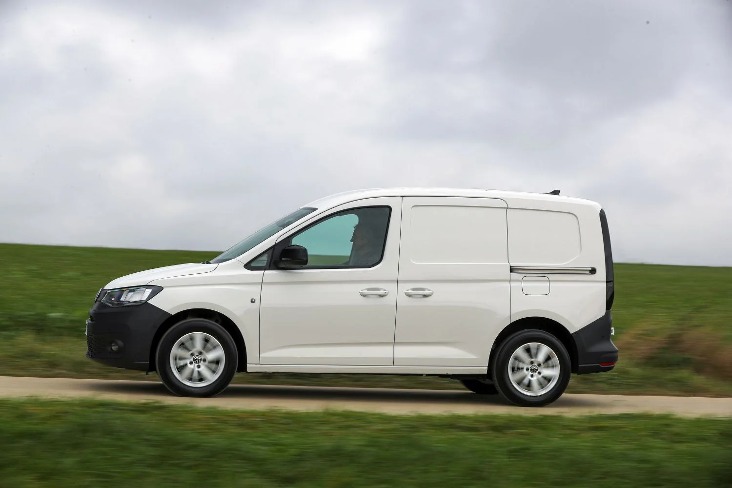 Volkswagen Caddy 1.5 TSI (114 Hp)2020 - 2024 thumbnail 5
