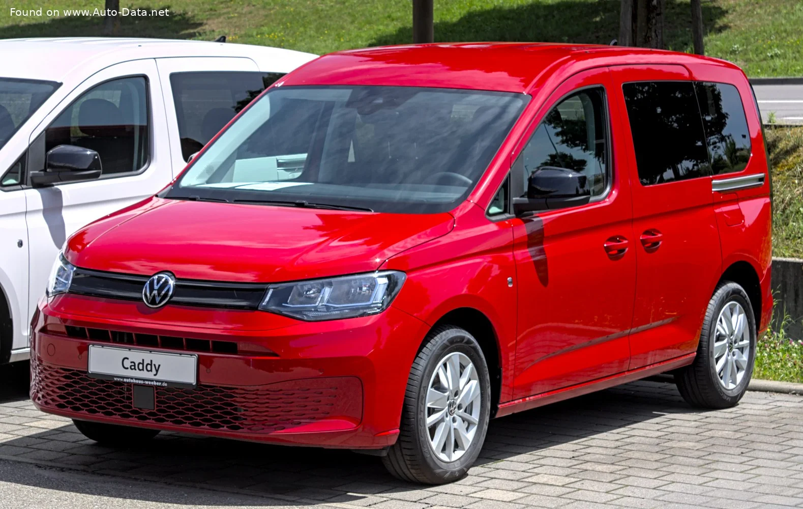 Volkswagen Caddy 1.5 TSI (114 Hp)2020 - 2024 thumbnail 3