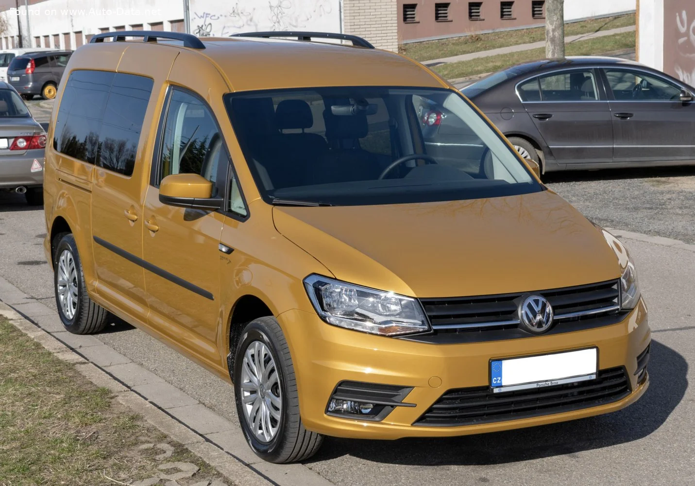 Volkswagen Caddy 1.0 TSI (102 Hp)2015 - 2018 thumbnail 5