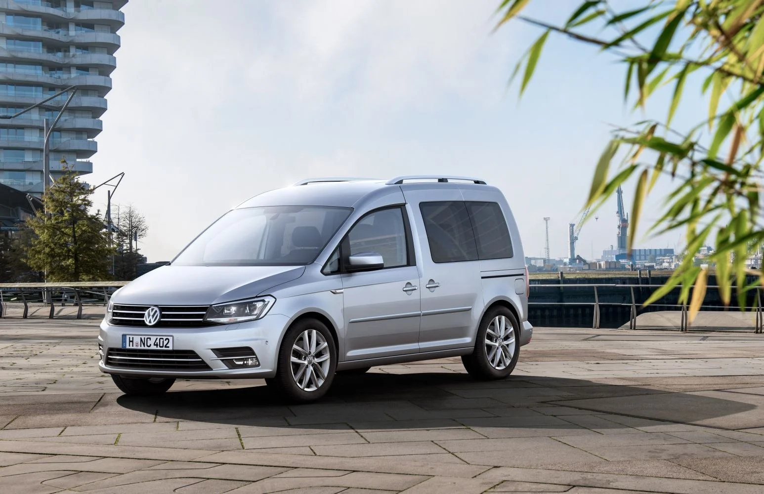 Volkswagen Caddy 1.0 TSI (102 Hp)2015 - 2018 thumbnail 2