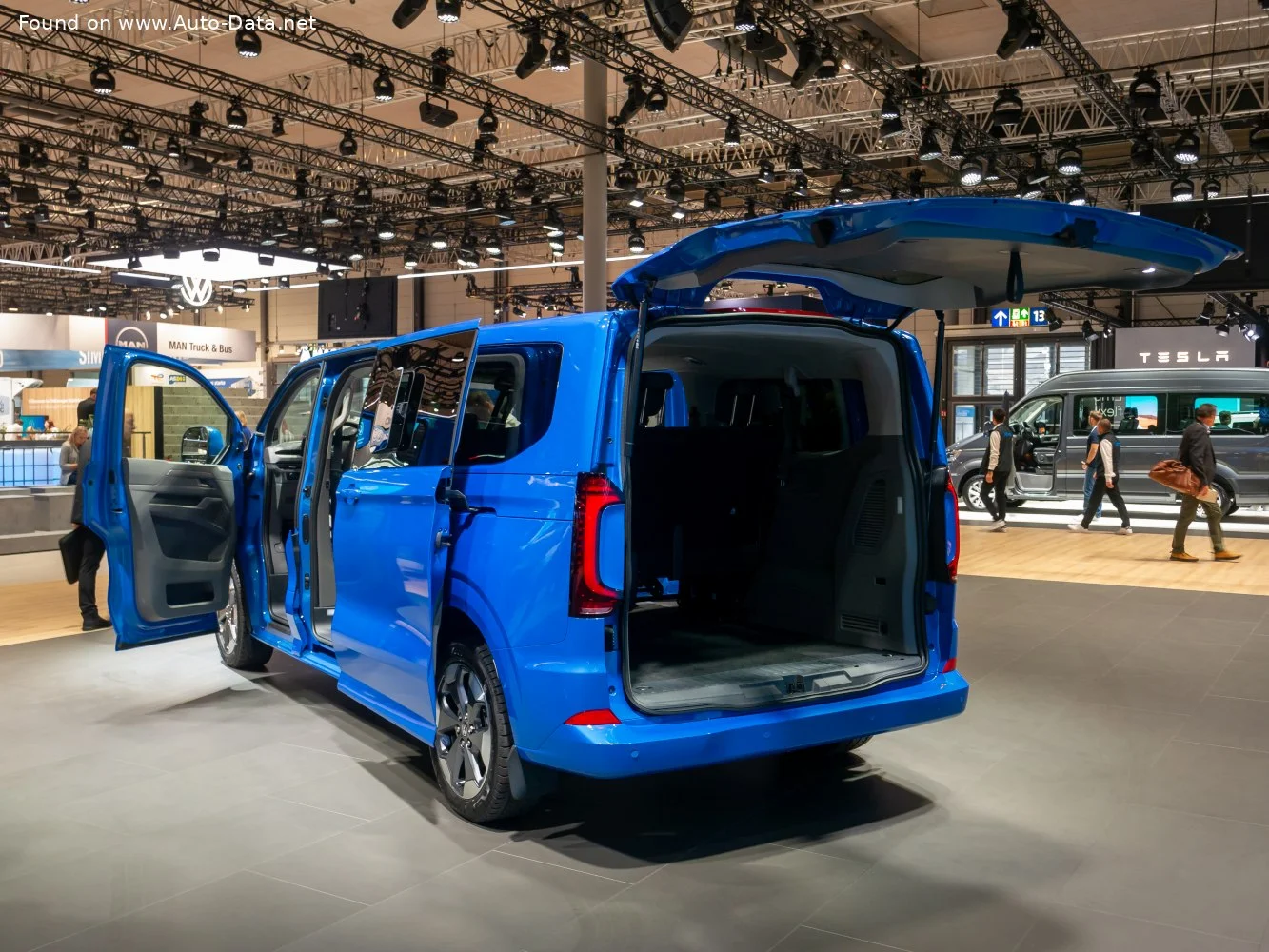 Volkswagen Caravelle 2.0 TDI (110 Hp)2024 - thumbnail 3