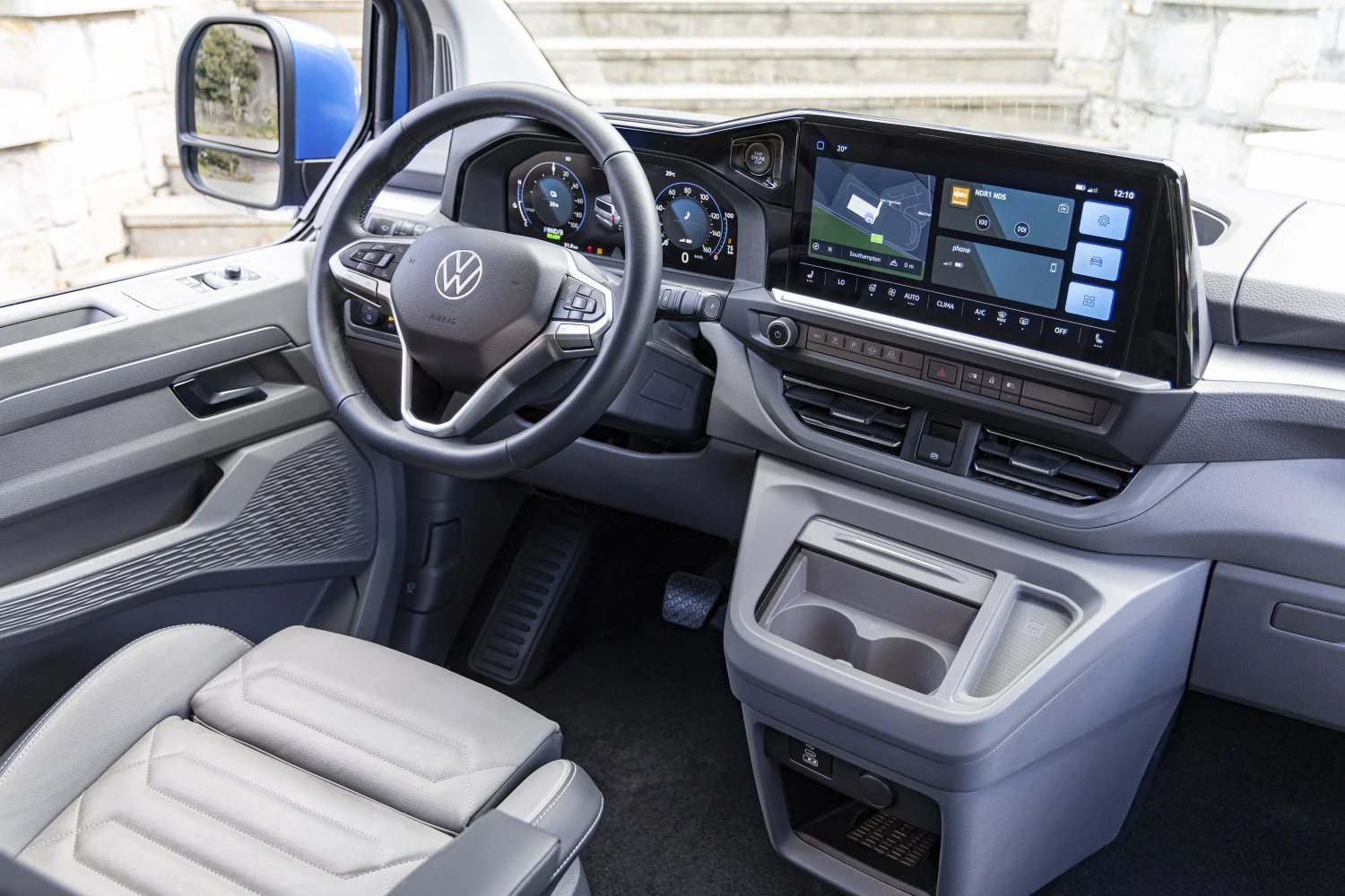 Volkswagen Caravelle 2.0 TDI (110 Hp)2024 - thumbnail 15
