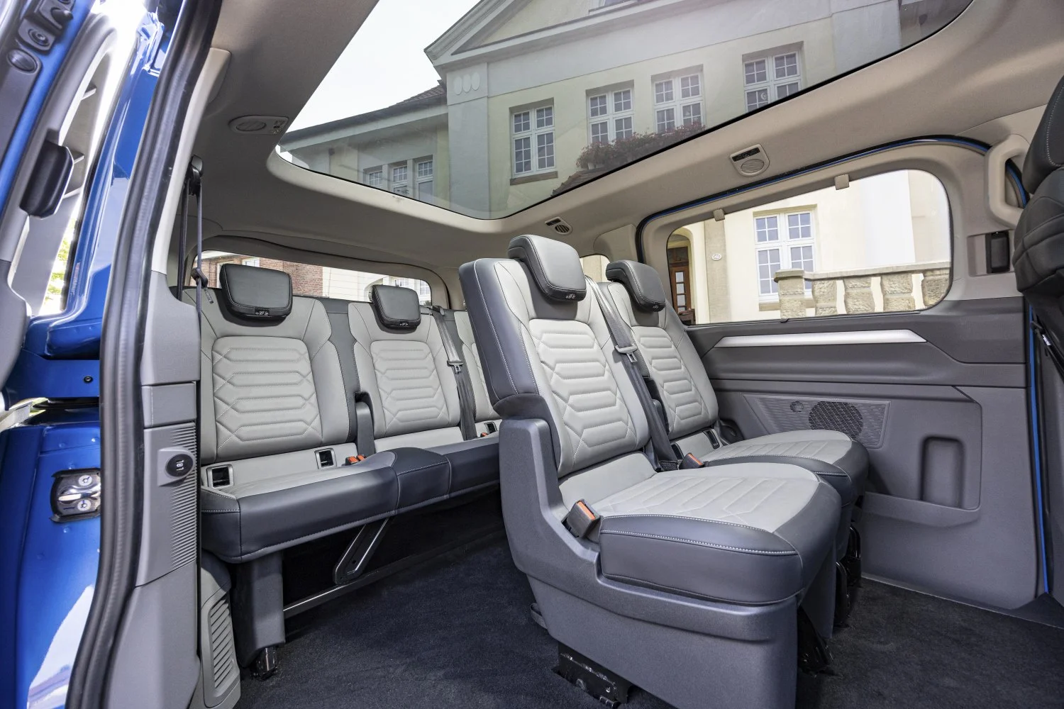 Volkswagen Caravelle 2.0 TDI (110 Hp)2024 - thumbnail 18