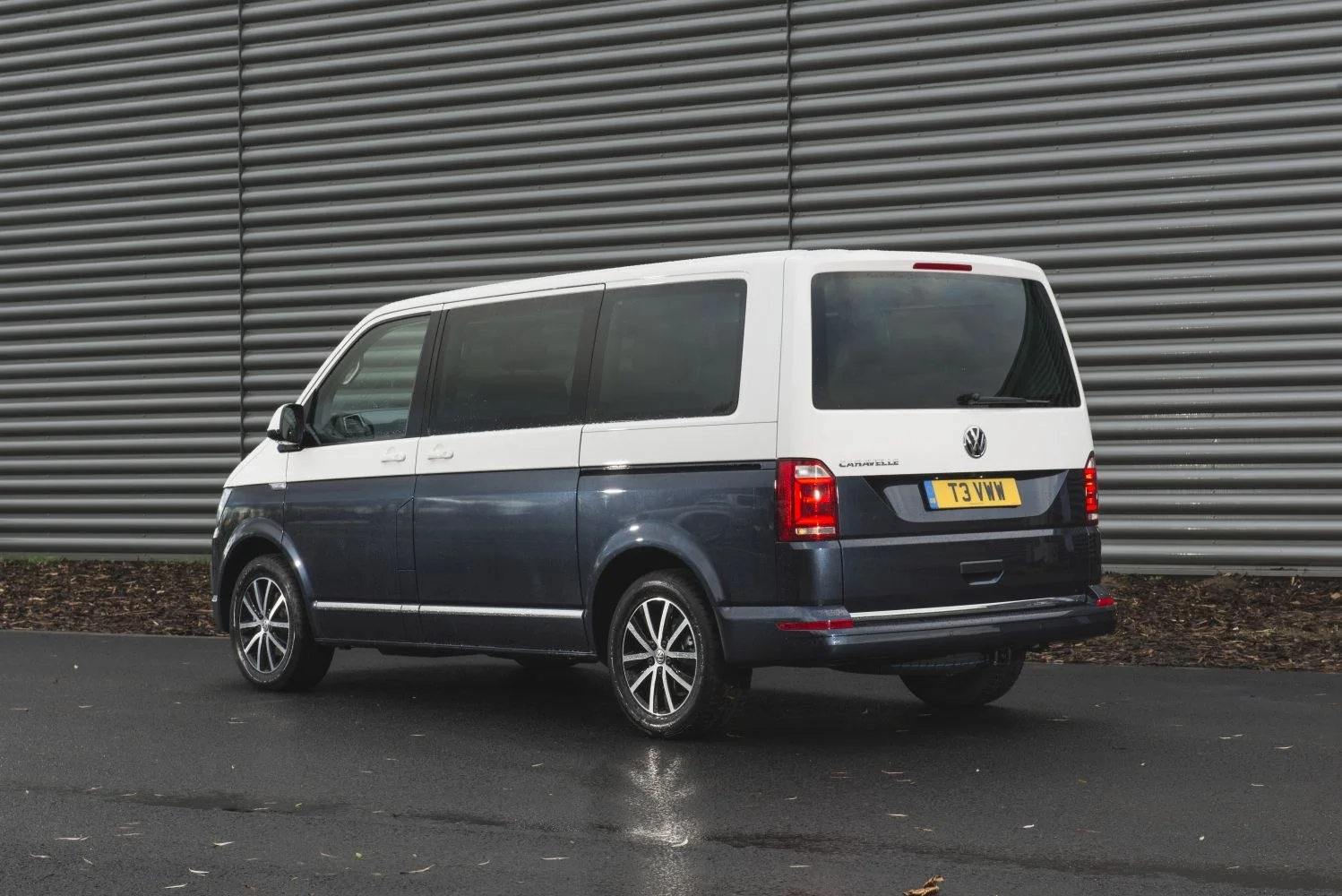Volkswagen Caravelle 2.0 TDI (102 Hp)2015 - 2019 thumbnail 2