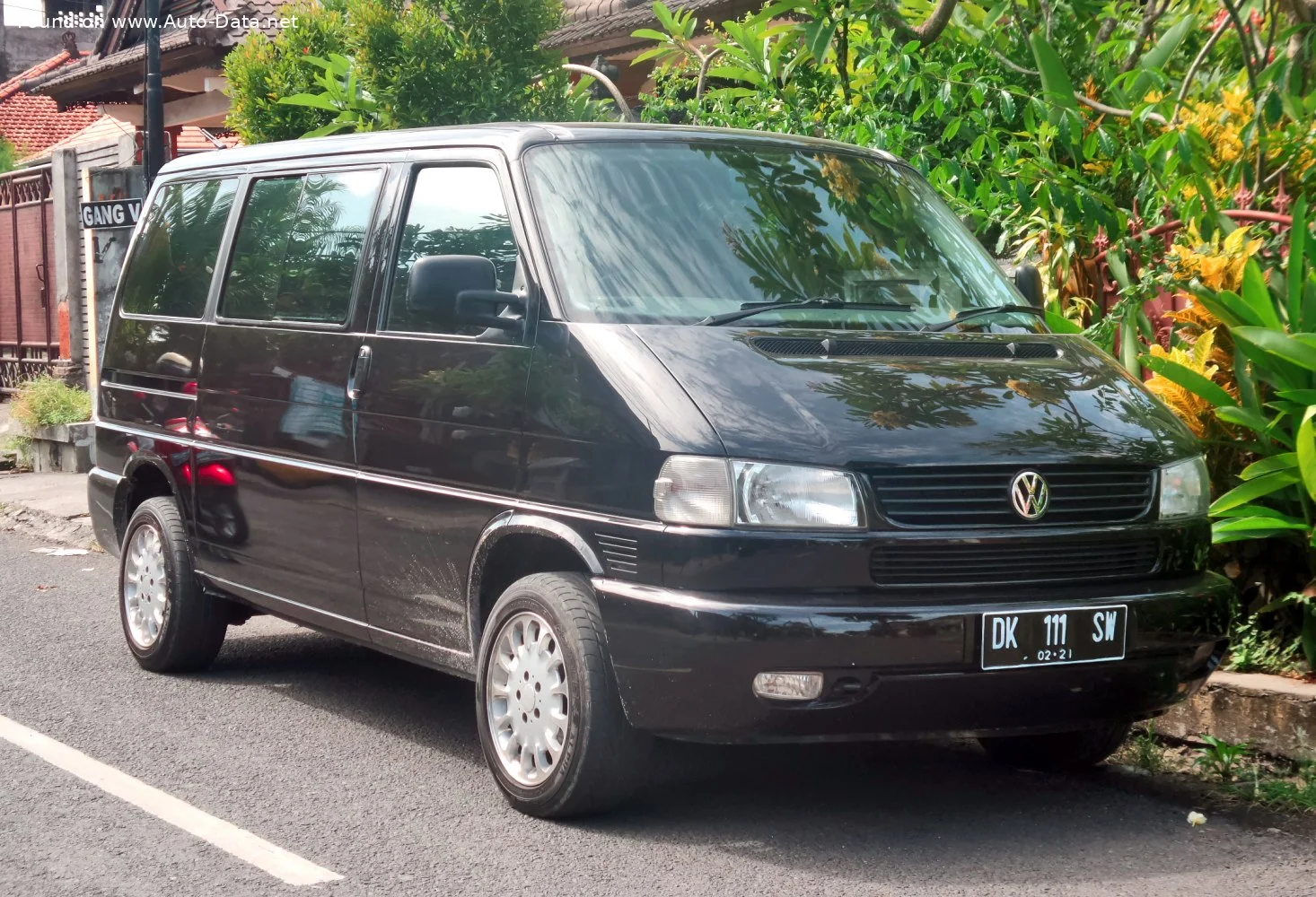 Volkswagen Caravelle 1.9 TD (68 Hp)1996 - 2003 thumbnail 4