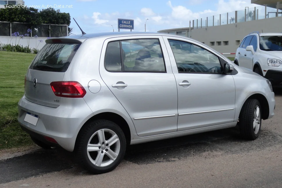 Volkswagen Fox 1.0 (75 Hp)2015 - thumbnail 2