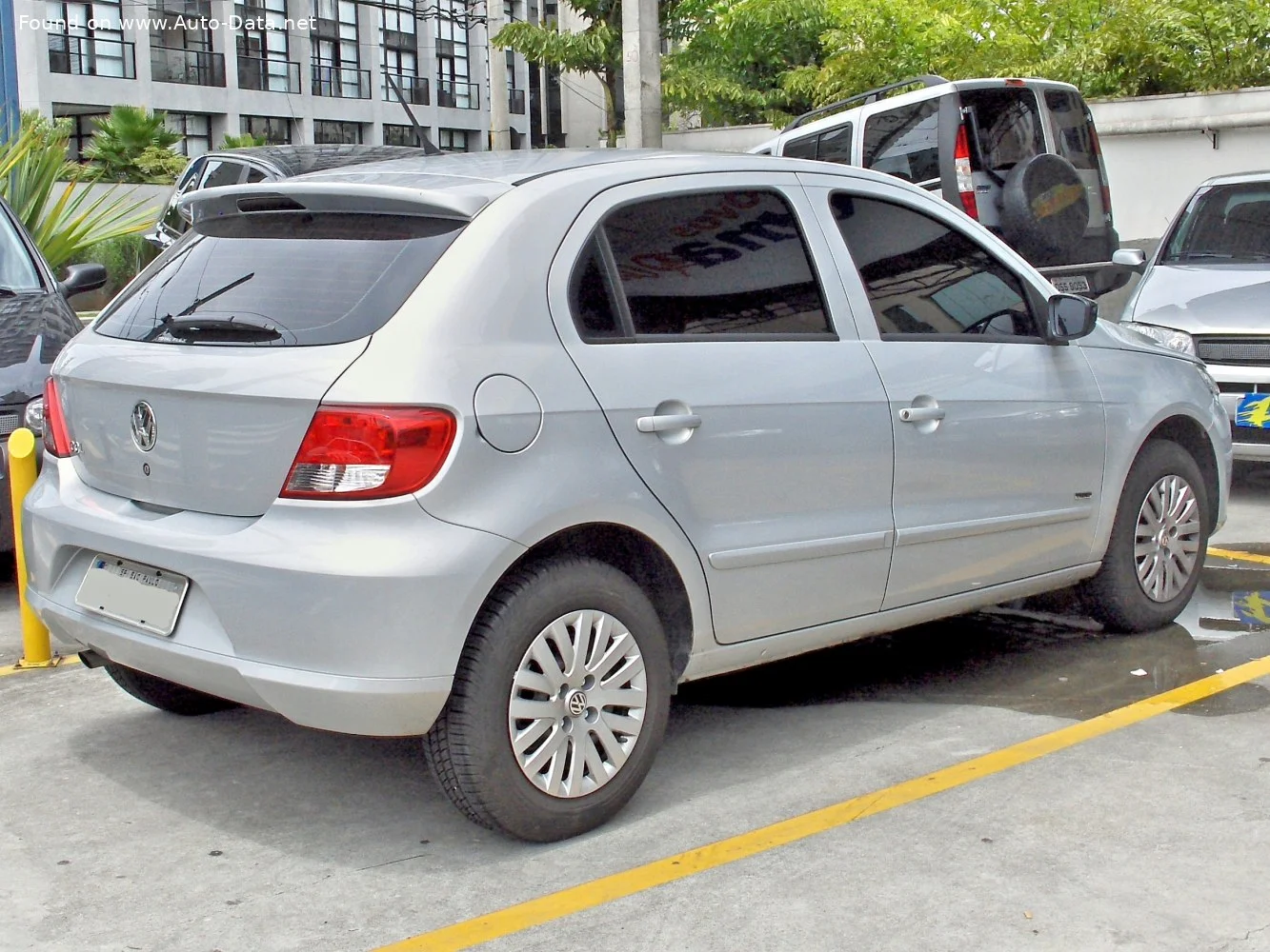 Volkswagen Gol 1.0 (72 Hp)2008 - 2013 thumbnail 3
