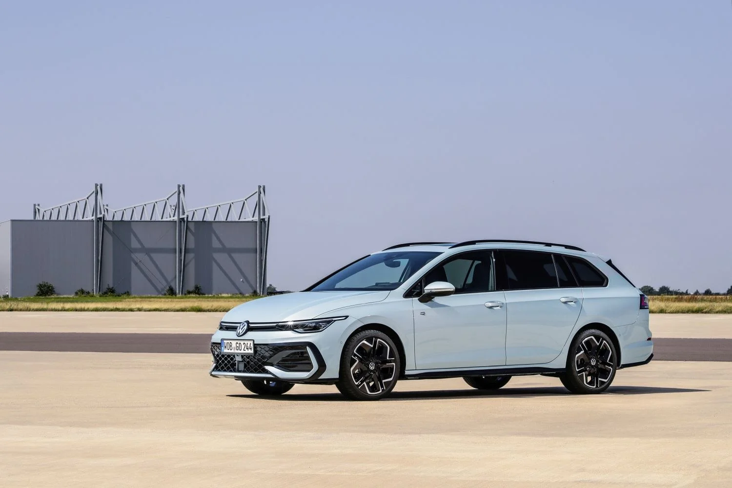 Volkswagen Golf 1.5 eTSI (116 Hp) Mild Hybrid DSG2024 - - 1