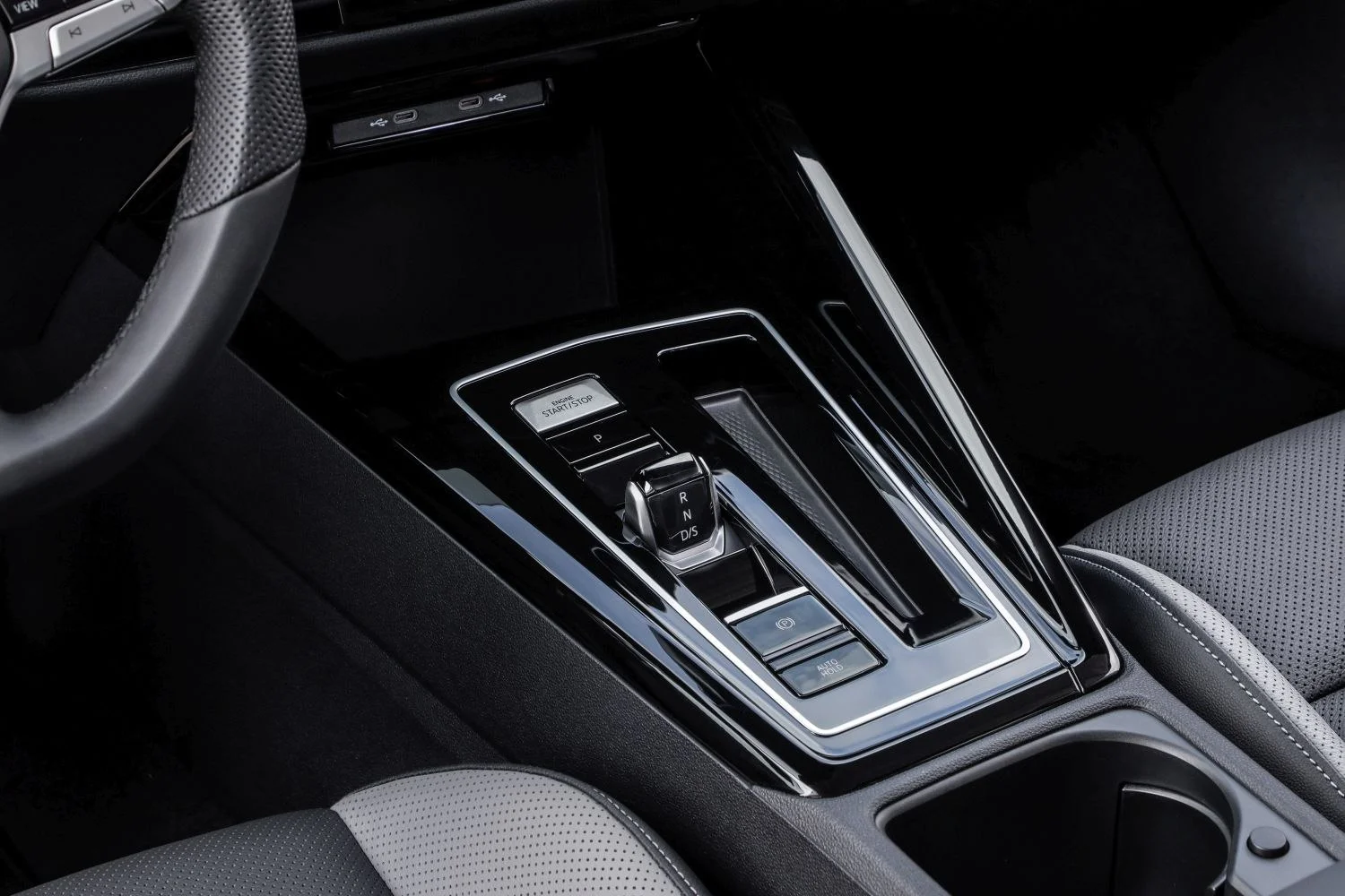 Volkswagen Golf 1.5 eTSI (116 Hp) Mild Hybrid DSG2024 - thumbnail 13