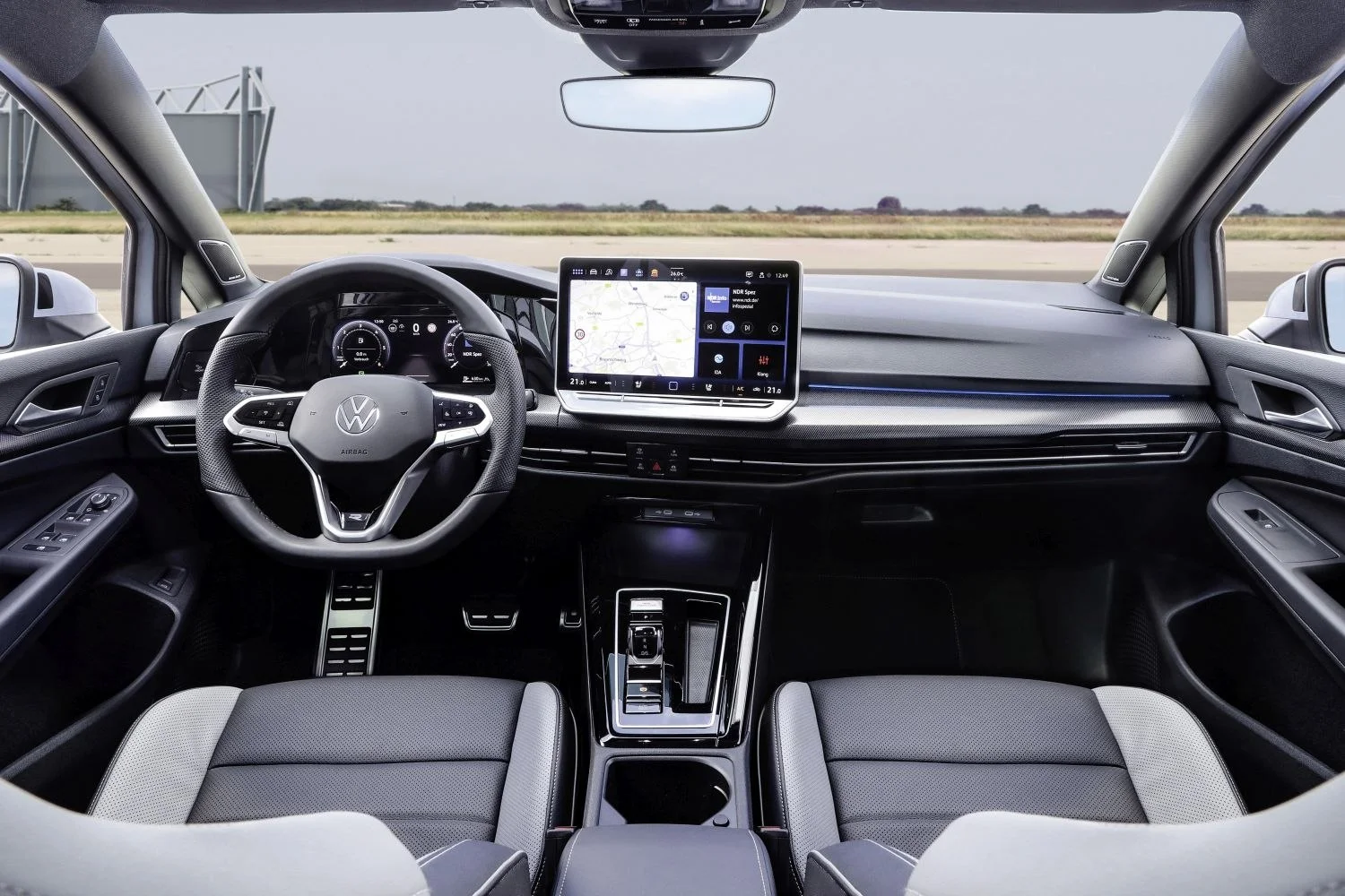 Volkswagen Golf 1.5 eTSI (116 Hp) Mild Hybrid DSG2024 - thumbnail 9