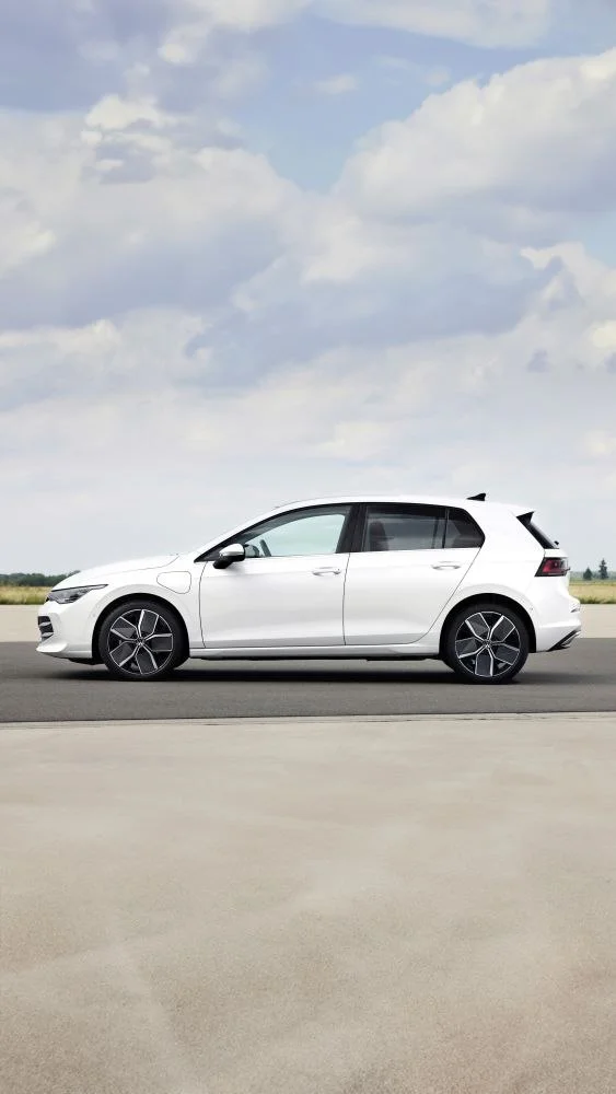 Volkswagen Golf 1.5 eTSI (116 Hp) Mild Hybrid DSG2024 - thumbnail 5